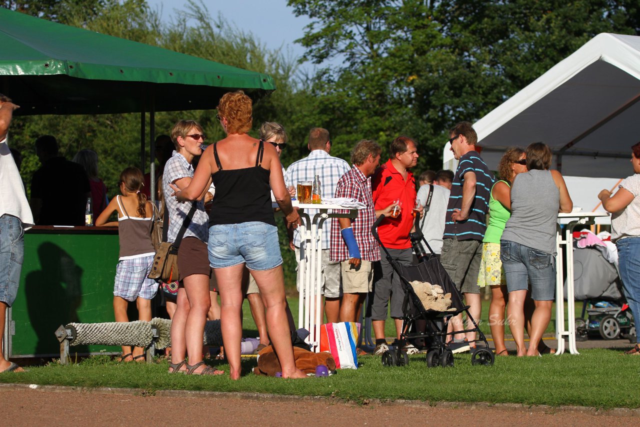 Bild 484 - Vogelschiessen am 18.8.12